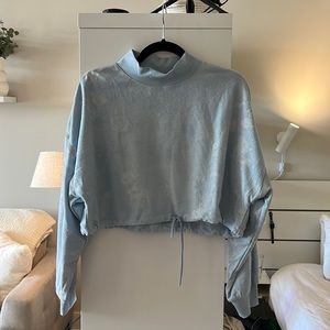 Cropped Nike Sweatshirt